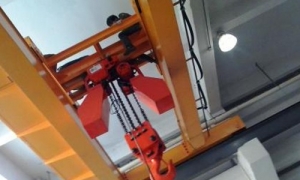 無錫行車保養(yǎng)的安全裝置是這樣的？